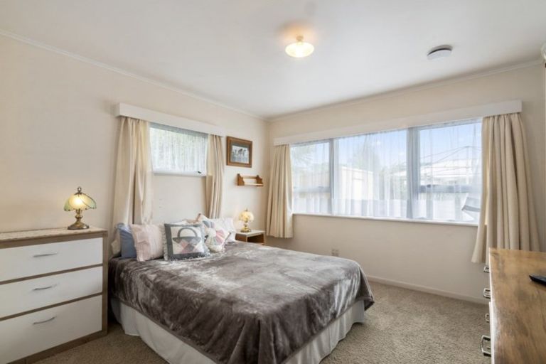 Photo of property in 1 Martin Avenue, Wakefield, 7025