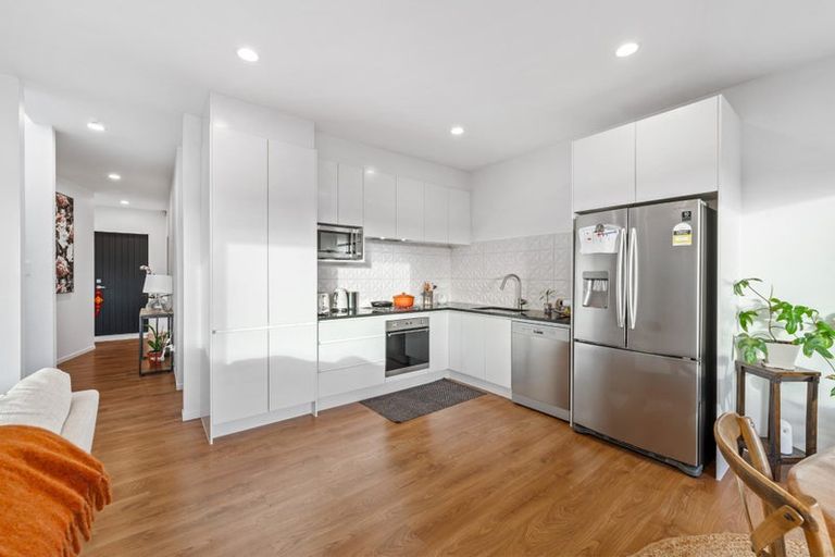 Photo of property in 120 Waekahu Road, Westgate, Auckland, 0814