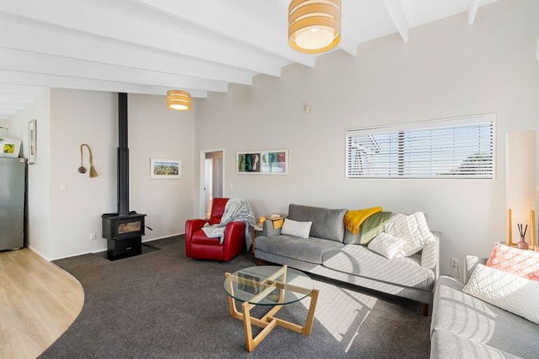 Photo of property in 106a Martin Road, Paraparaumu Beach, Paraparaumu, 5032