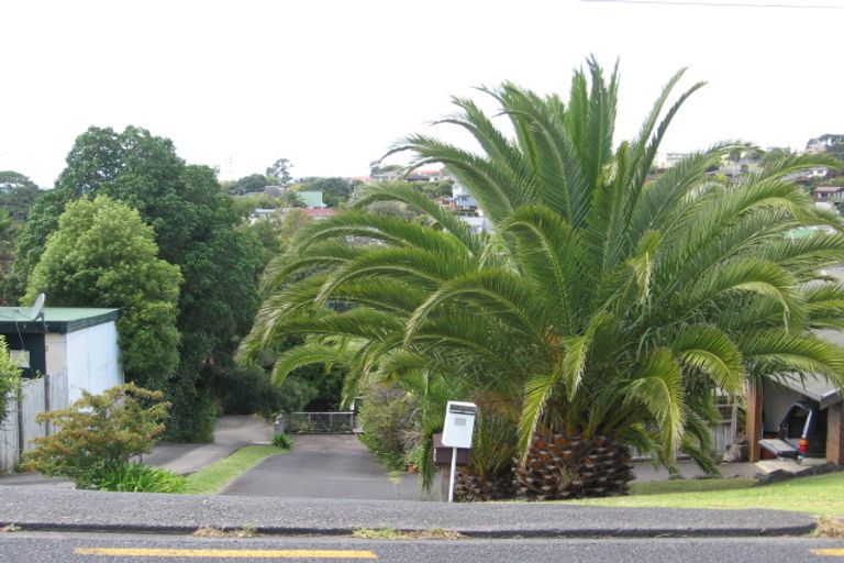 Photo of property in 1/24 Nigel Road, Browns Bay, Auckland, 0630
