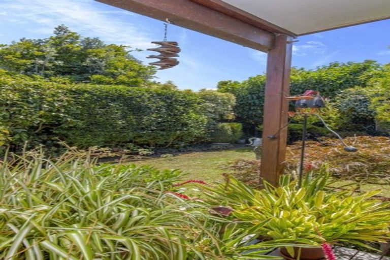 Photo of property in 22 Camden Place, Papatoetoe, Auckland, 2025