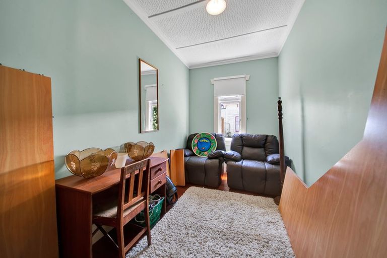 Photo of property in 429 Broadway, Stratford, 4332