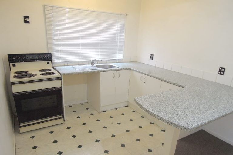 Photo of property in 23 Flaxdale Street, Birkdale, Auckland, 0626