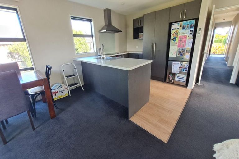 Photo of property in 6 Pimlico Place, Rangiora, 7400