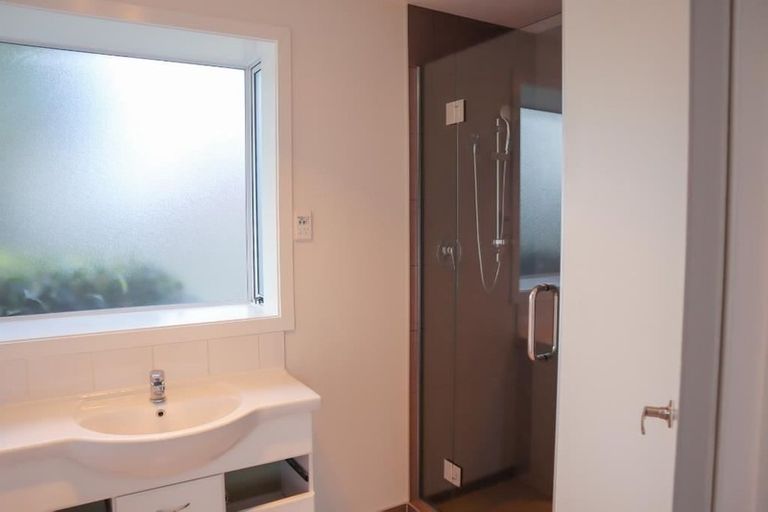 Photo of property in 66 Staveley Street, Avonhead, Christchurch, 8042