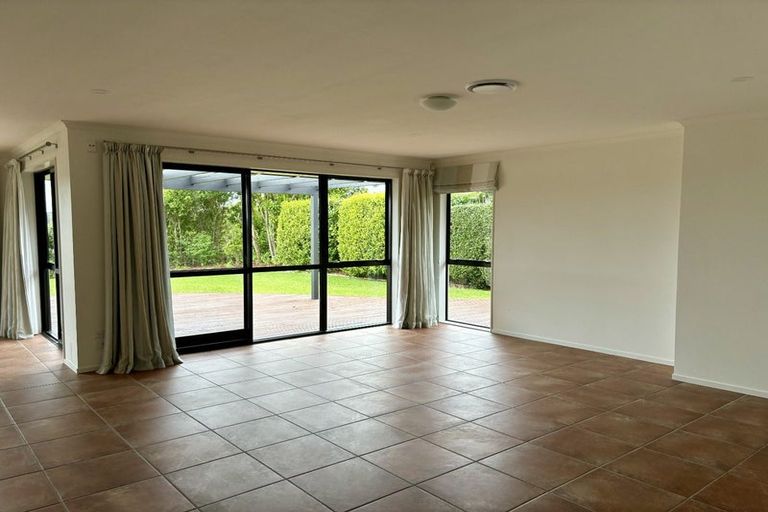 Photo of property in 31 Rarere Terrace, Kerikeri, 0230