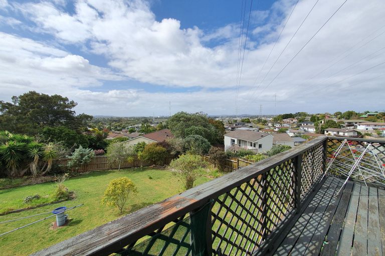Photo of property in 60 Keegan Drive, Massey, Auckland, 0614