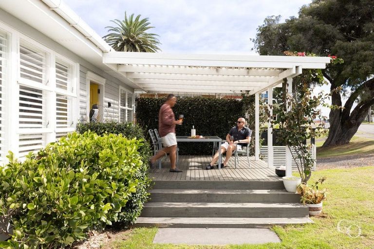 Photo of property in 15 Sutherland Avenue, Mount Maunganui, 3116