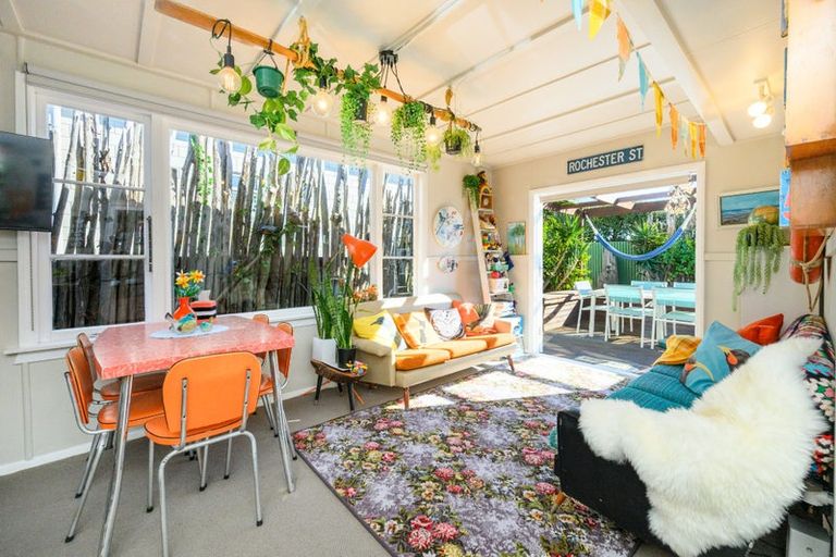 Photo of property in 15 Hall Place, Foxton Beach, Foxton, 4815