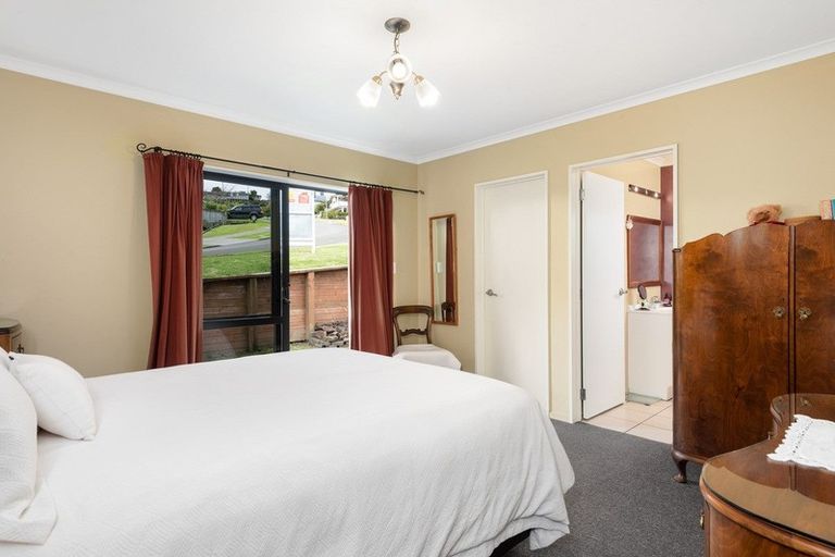 Photo of property in 93 Orion Drive, Welcome Bay, Tauranga, 3112