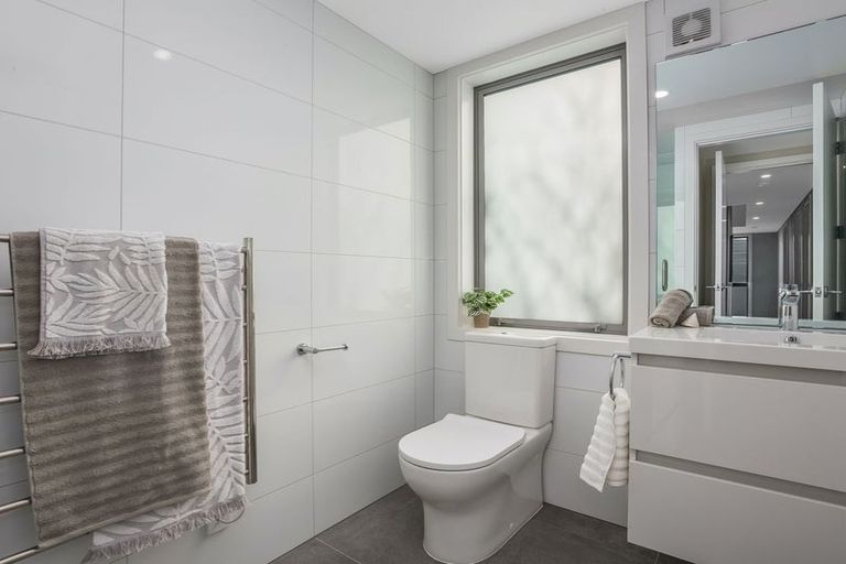 Photo of property in 10 Silvereye Way, Johnsonville, Wellington, 6037