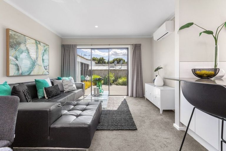 Photo of property in 25u4 Abbotsford Street, Whitiora, Hamilton, 3200