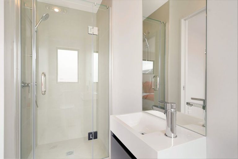 Photo of property in 7/85 Jaemont Avenue, Te Atatu South, Auckland, 0610