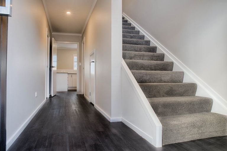 Photo of property in 8/25 Abbotsford Street, Whitiora, Hamilton, 3200