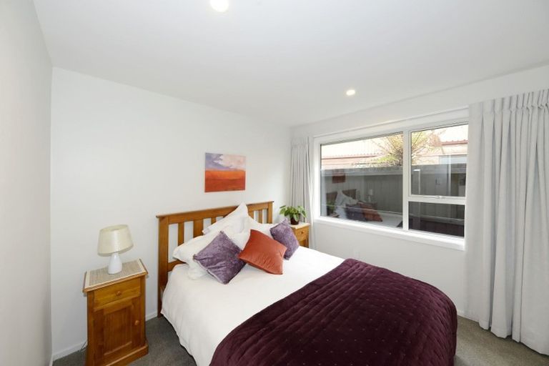 Photo of property in 11 Ludecke Place, Sockburn, Christchurch, 8042