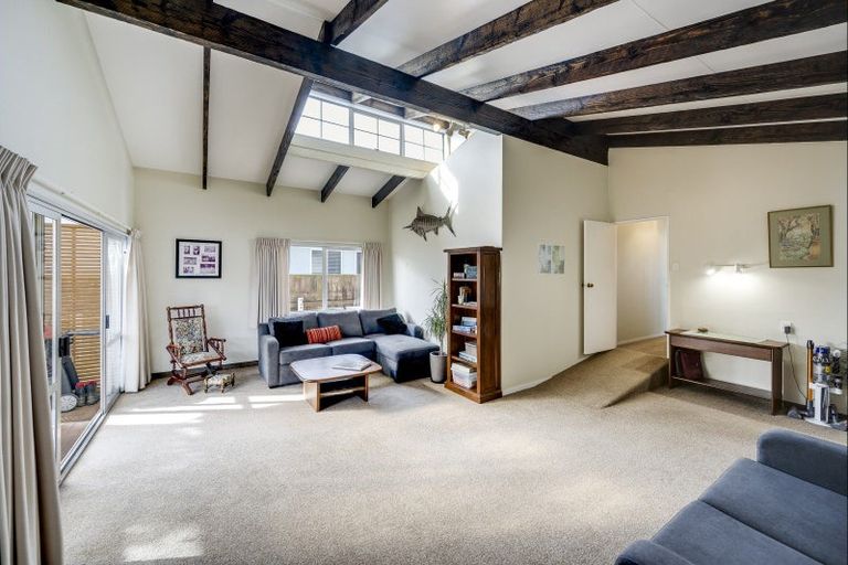 Photo of property in 109 North Shore Road, Eskdale, Napier, 4182