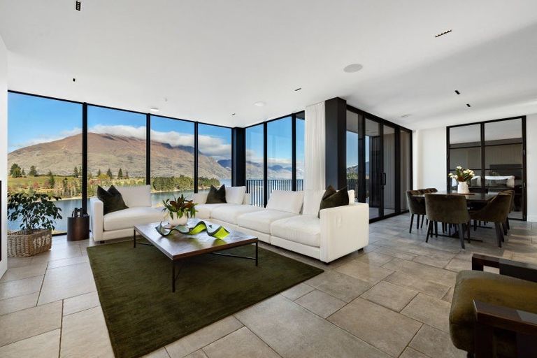 Photo of property in 95 Frankton Road, Queenstown, 9300