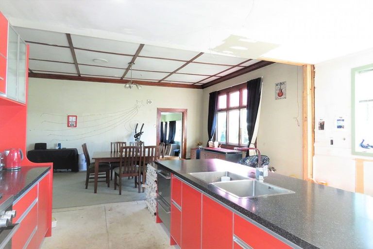 Photo of property in 26 Brougham Street, Westport, 7825