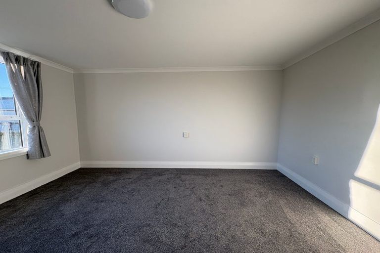 Photo of property in 36-38 Weraroa Road, Levin, 5510
