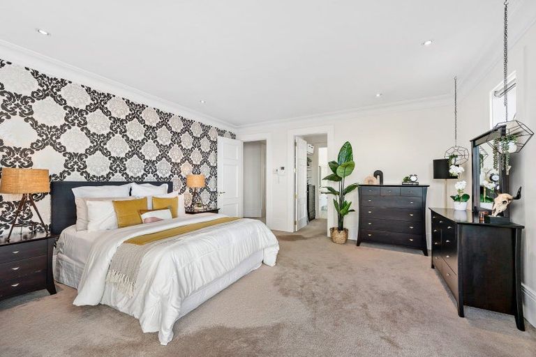 Photo of property in 61 Onslow Road, Khandallah, Wellington, 6035