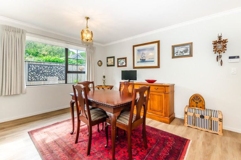 Photo of property in 11a Kohekohe Road, Waikanae, 5036