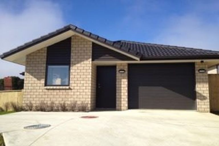 Photo of property in 5a Mcgowan Rise, Tuakau, 2121