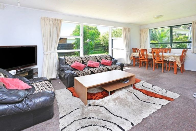 Photo of property in 19 Takanini School Road, Takanini, 2112