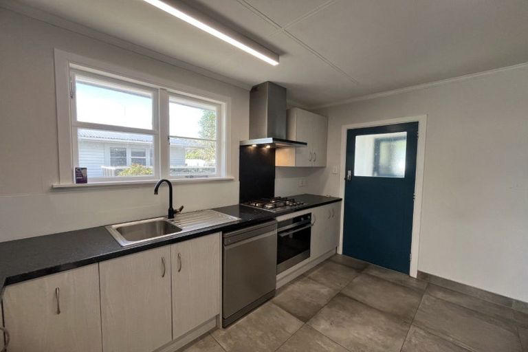 Photo of property in 20 Benmore Avenue, Cloverlea, Palmerston North, 4412