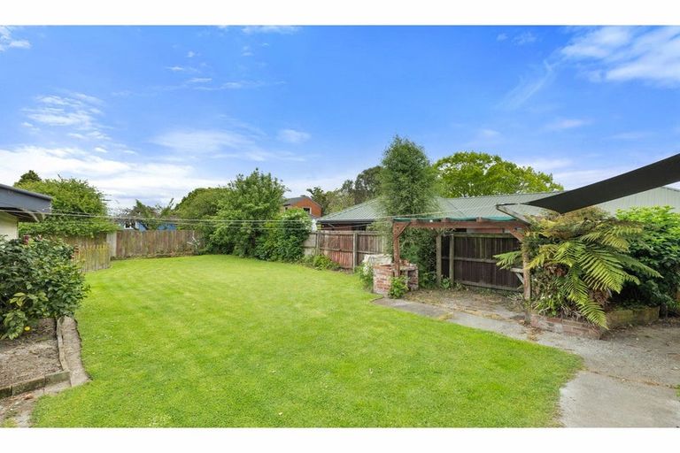 Photo of property in 11 Moreland Avenue, Papanui, Christchurch, 8053