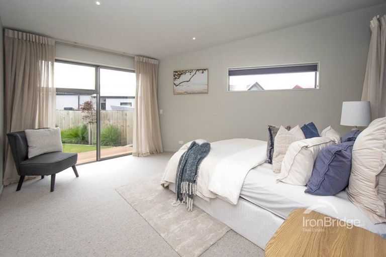 Photo of property in 13 Barnfields Close, Halswell, Christchurch, 8025