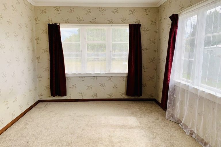 Photo of property in 351 High Street, Dannevirke, 4930