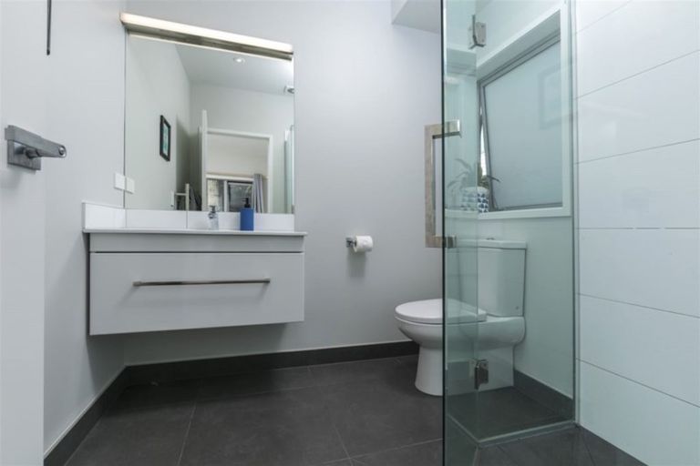 Photo of property in 48 Crabb Fields Lane, Riverhead, 0820