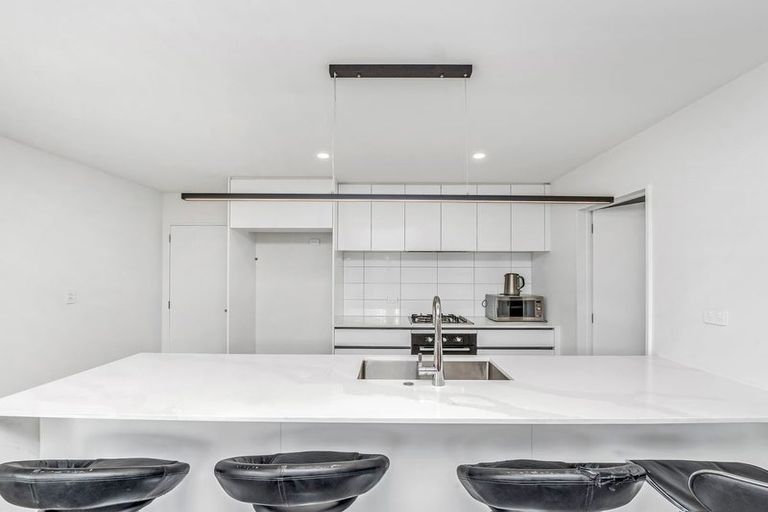 Photo of property in 17 Lewis Crescent, Rolleston, 7614