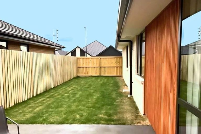 Photo of property in 5 Selfe Crescent, Burwood, Christchurch, 8083