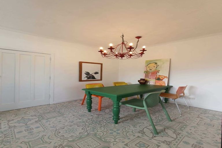 Photo of property in 7 Dublin Street, Pukekohe, 2120