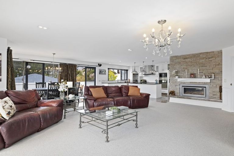 Photo of property in 214 Gladstone Road North, Mosgiel, 9024