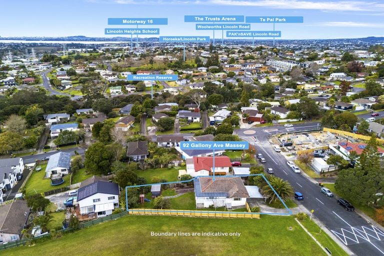 Photo of property in 92 Gallony Avenue, Massey, Auckland, 0614