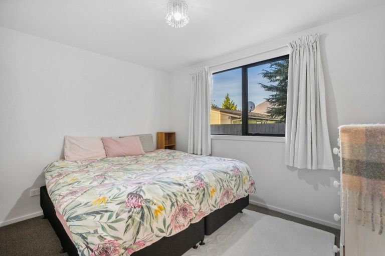 Photo of property in Northlight Apartments, 7/14 Fryer Street, Queenstown, 9300