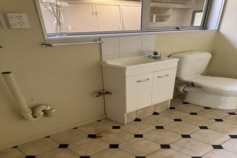 Photo of property in 35 Otago Street, Picton, 7220