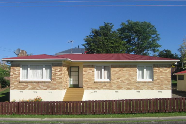 Photo of property in 19 Edward Street, Te Kuiti, 3910