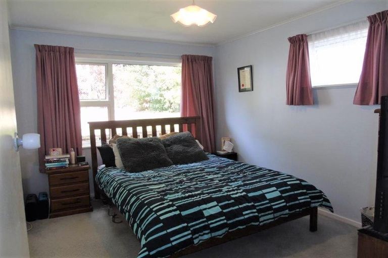 Photo of property in 39b Kowhai Street, Wainuiomata, Lower Hutt, 5014