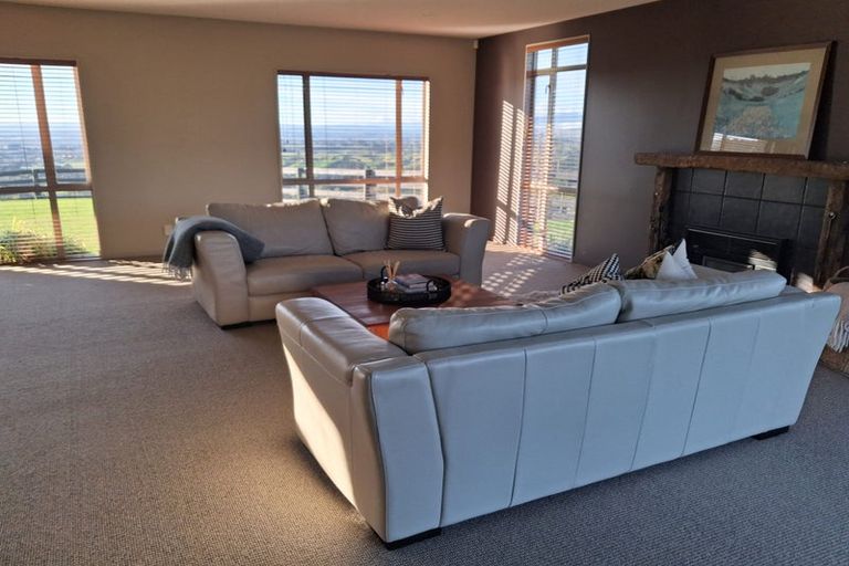 Photo of property in 253 Ngahere Park Road, Turitea, Palmerston North, 4472