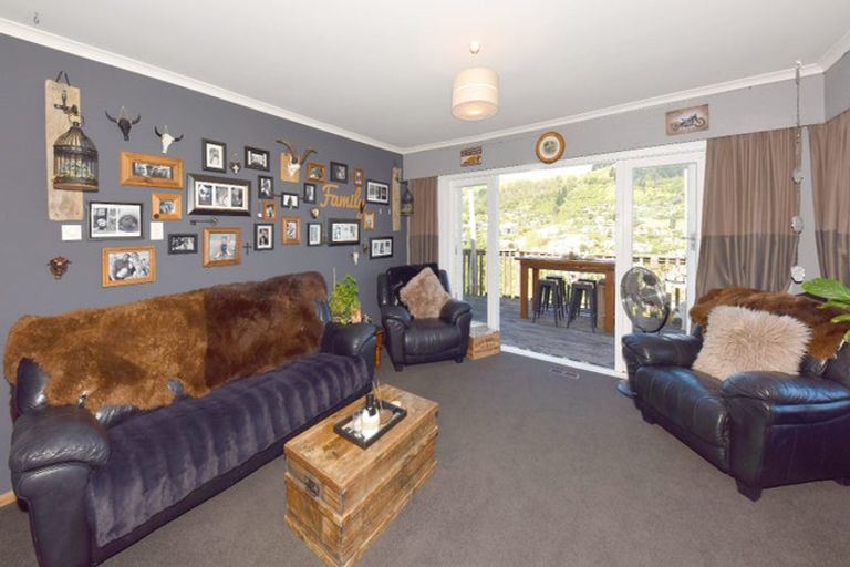 Photo of property in 59 Jacksons Road, Lyttelton, 8082