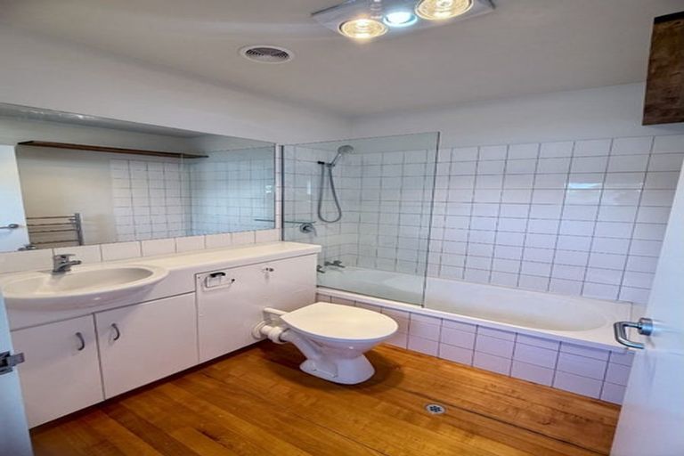 Photo of property in 22 Heywood Terrace, Richmond, Christchurch, 8013
