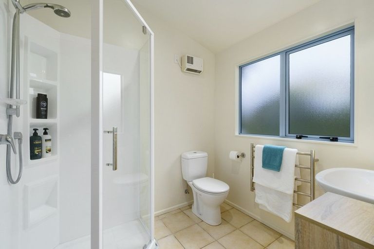 Photo of property in 60 Navigation Drive, Whitby, Porirua, 5024