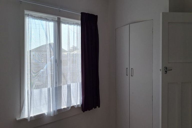 Photo of property in 45 York Street, Moera, Lower Hutt, 5010