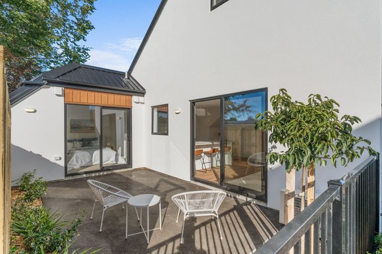 Photo of property in 10/130 Holly Road, St Albans, Christchurch, 8014