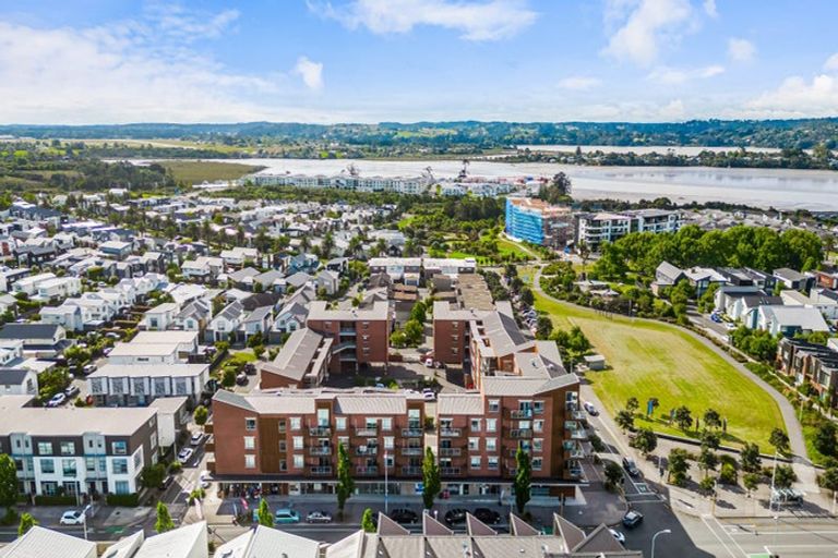 Photo of property in 203/160b Hobsonville Point Road, Hobsonville, Auckland, 0616