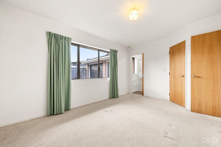 Photo of property in 20a Bauchop Road, Waterloo, Lower Hutt, 5011