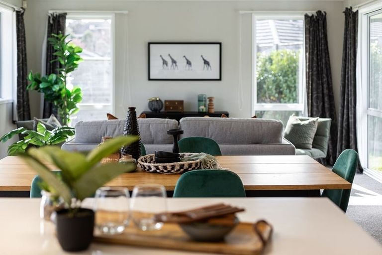 Photo of property in 33 Tradewinds Drive, Whitby, Porirua, 5024